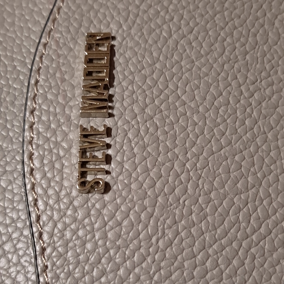 STEVE MADDEN CROSSBODY - Picture 5 of 7